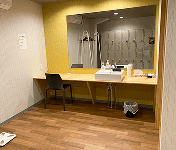 メイクルーム